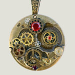 Collier Steampunk KRONOS avec Grenats