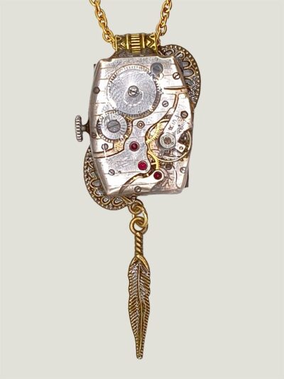 Collier steampunk ETHEL montre et grenat