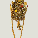 Broche Steampunk CALLIPSO avec grenats