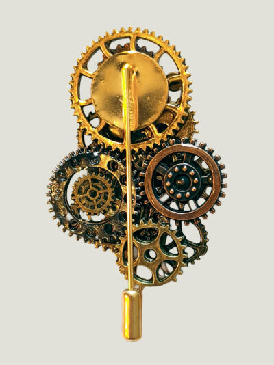 verso Broche Steampunk composée d'engrenages en alliage bronze avec une aiguille pour fermoir