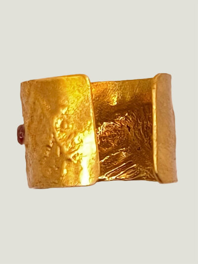 Bague CYRILLA laiton réticulé et grenat